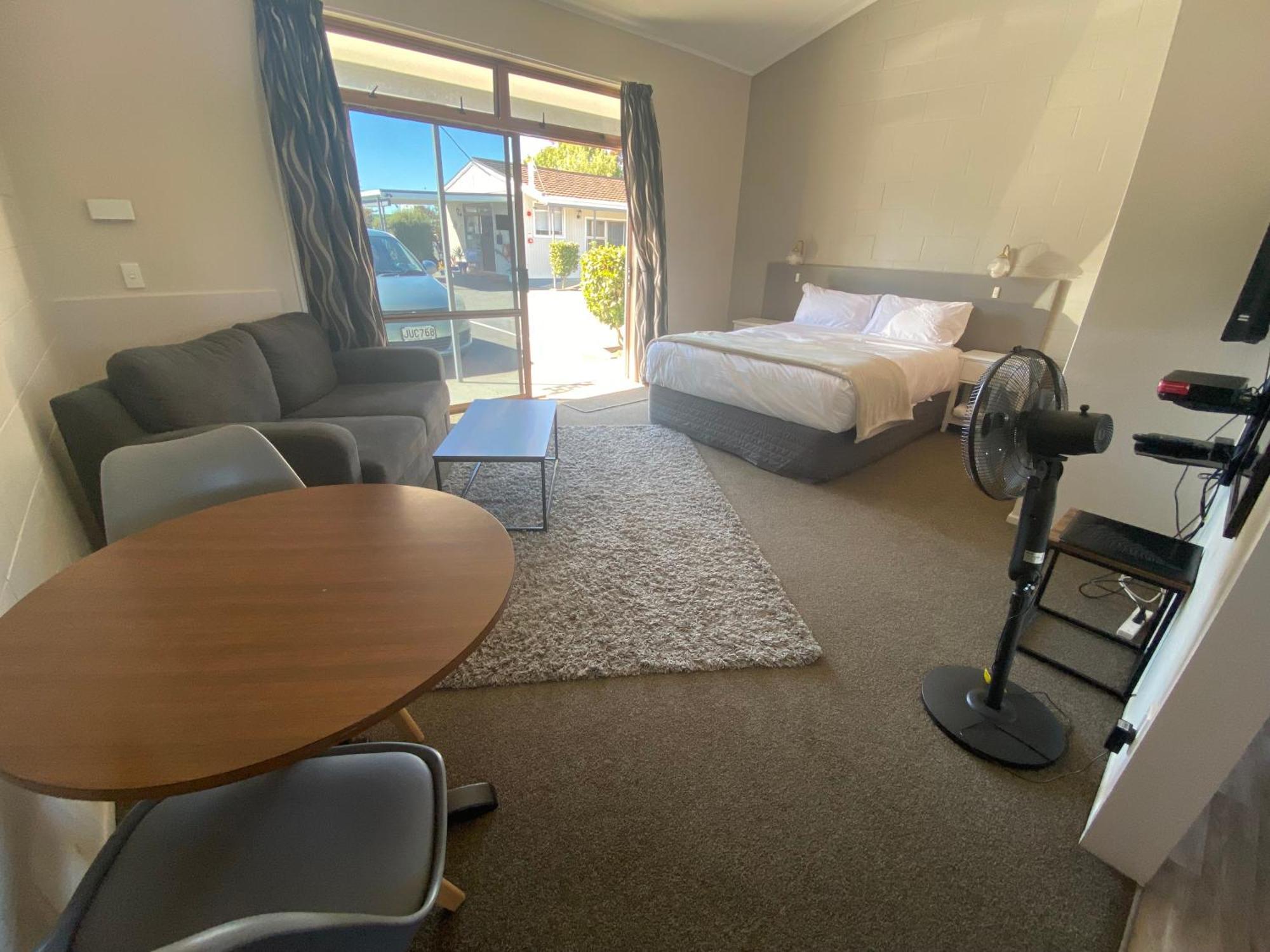 Acorn Estate Motel Masterton Extérieur photo